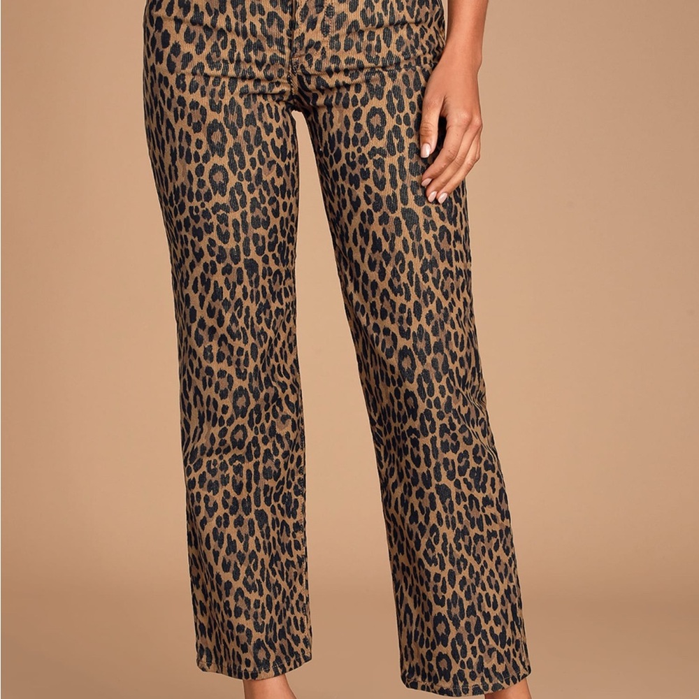 LEVI’S RIBCAGE STRAIGHT LEOPARD CORDUROYS